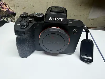 Sony Alpha 7Riv
