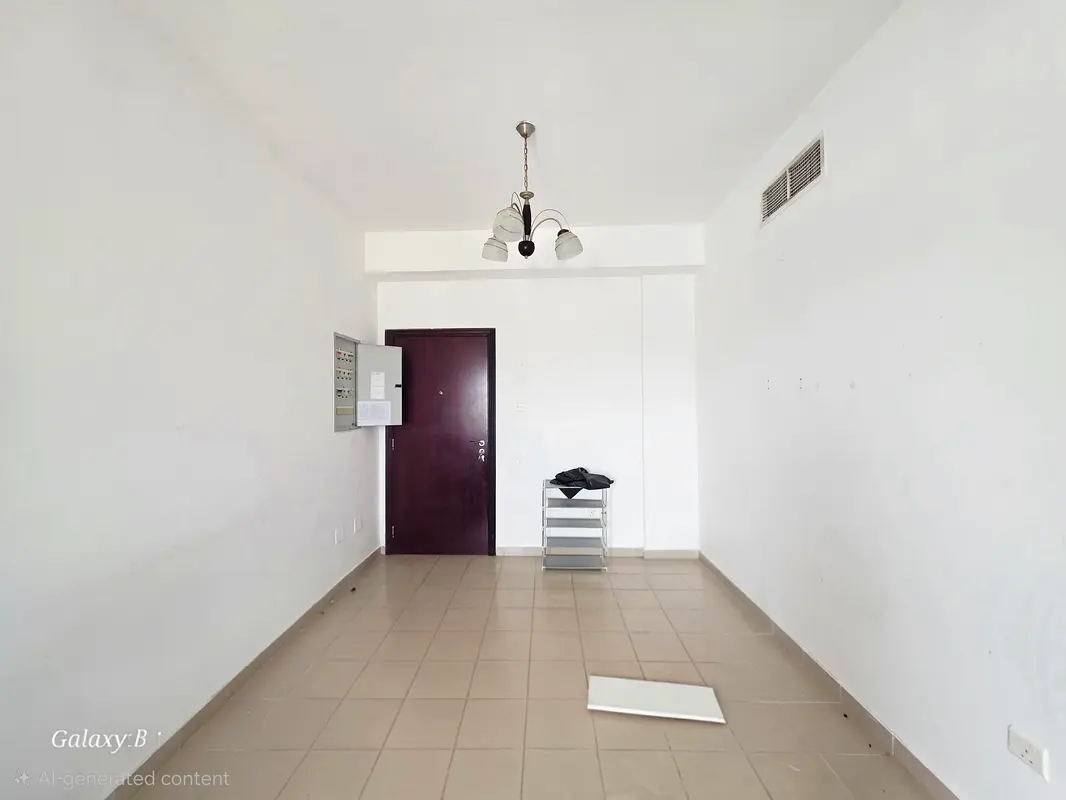 CLOSE TO APPLE SCHOOL // LAST APARTMENT. 2BHK.FAMILY ONLY