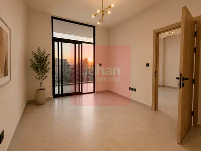 شاغر | غير مفروش | جاهز للسكن | طابق متوسط