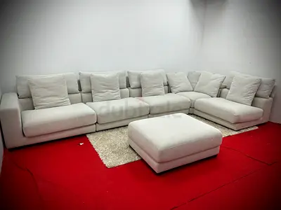 As good as new Chattlesmore sofa