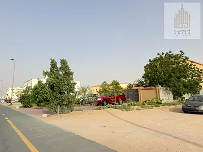Land for sale, 4845 sq ft, second plot from Granada Street – freehold