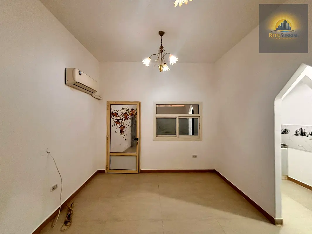 Beautiful Family Studio Behind Khalidiyah Park 3500 Monthly