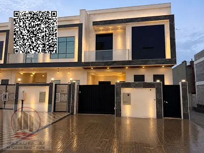 A golden opportunity to buy a modern townhouse with 5 bedrooms and a roof at a special price, including registration fees in Al-Haliou 2.