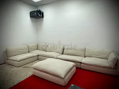 Same like new condition cratebarrel corner sofa