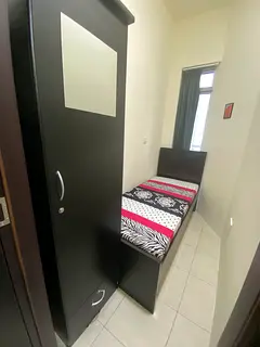 Single room near business bay metro station