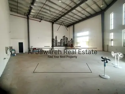 Warehouse with showroom for rent in the modern industrial area of ​​Umm Al Quwain.