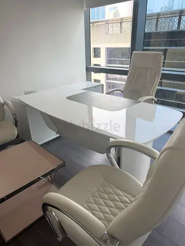 Modern White Executive Office Desk with Matching Leather Chairs - Set of 5