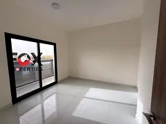 Luxury master bedroom and living room / First occupancy / Ultra-super deluxe finishing / Full mainte