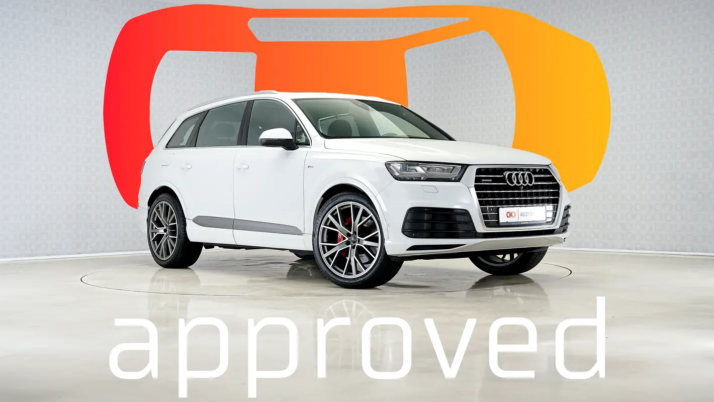 Audi Q7 2018 — photo 1 of 11