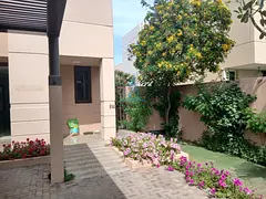 Well Maintained Vacant 4br Corner | Premium Community | Hot Deal