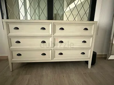 Solid wood 6-Drawer Wooden Dresser / Chest in Light Finish - Good Condition from pottery and barn