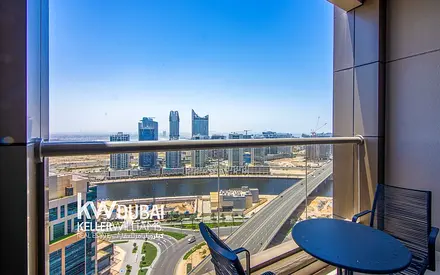 Luxury Downtown Living | High-Floor | Vacant