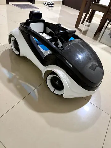 Ride On Car - Bugatti with Remote and Charger