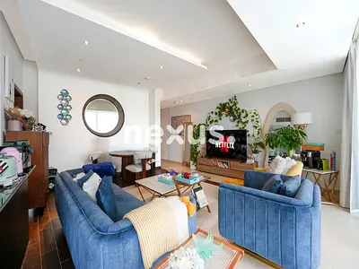 1 BD | SPACIOUS | VACANT | FULLY FURNISHED