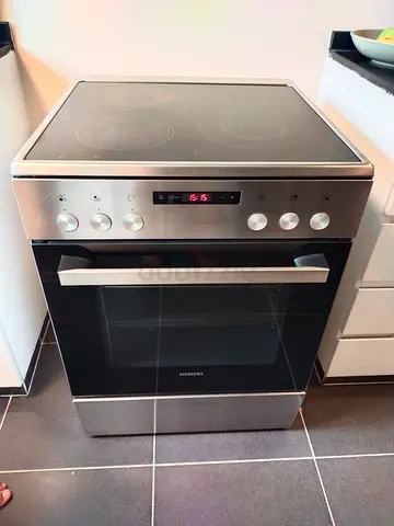 Siemens New Model Full Electric Ceramic Cooker Range. 60×60Cm