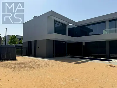 UNIQUE 5BHK VILLA l SPACIOUS l BIGGEST LAYOUT l CLOSE TO DUBAI
