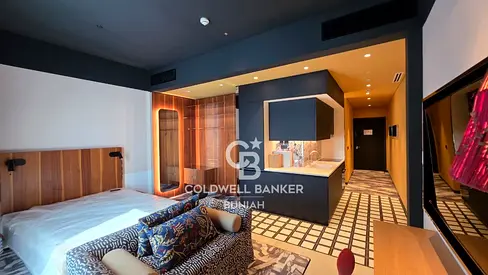 Luxurious Modern Studio Apartment for Rent in Prime Location - Available Now