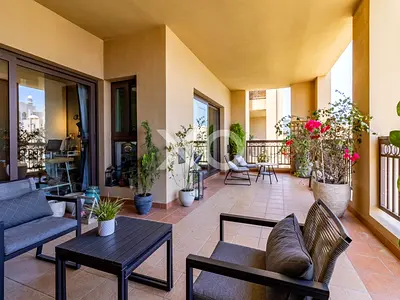 Stylish | Prime Location | Sea View