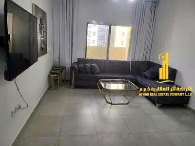 شقة فاخره اول ساكن غرفتين وصالة مع بلكونه.عجمان الجرف. مفروشه بالكامل. للإيجار الشهري. الايجار يشمل الفواتير والإنترنت