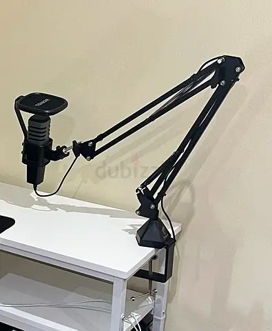 Microphone w/ Adjustable Boom Arm Stand - AED 140 (Negotiable) URGENT