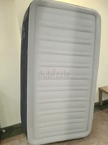 Intex Dura-Beam Comfort Plus Inflatable Mattress With Built-In Electric Pump Grey 99x191x46cm