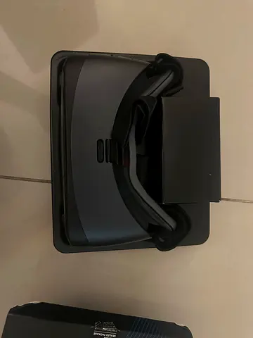 Used VR Headset with Stand (Oculus-style) - Good Condition
