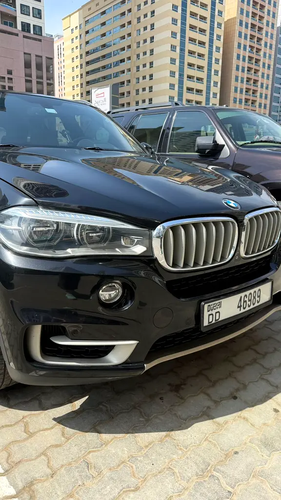 BMW X5 2015 — photo 1 of 11