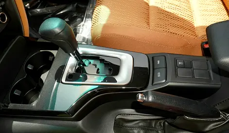 2026 Toyota FORTUNER 照片 13