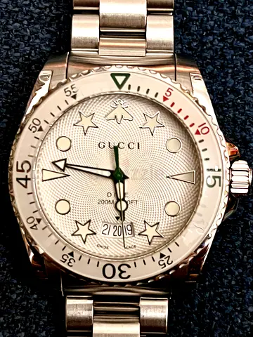 Authentic Gucci SuperLume dive watch omega tissot rado seiko tudor 18k 21k 22k iwc zenith ap fitron