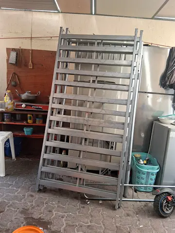 Sturdy Metal Storage Rack / Shelving Unit - Heavy Duty