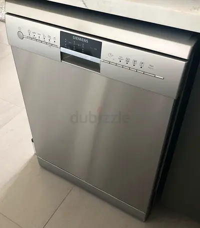 SIEMENS Dishwasher | Stainless Steel | Great Working Condition