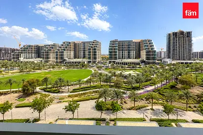 Park View | Spacious and Modern |Brand New