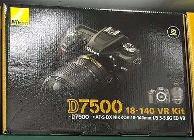 Nikon D7500 with 18-140mm Brand New Box packed