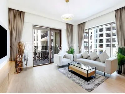 Stunning Waterfront Apartment | Luxury 2-Bedroom