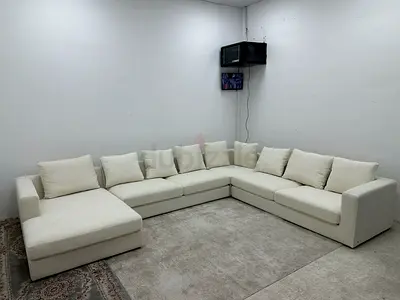 The one Ushape sofa