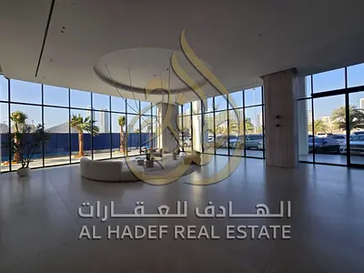 جميع الغرف ماستر بلكونة كبيرة جداً ▫️إطلالة بحرية بانوراما ▫️تشطيب عصري فاخر ▫️جيم مجاني ▫️مسبح مجاني ▫️باركن مجاني ▫️برج راقي وموقع مميزإطلالة بحرية