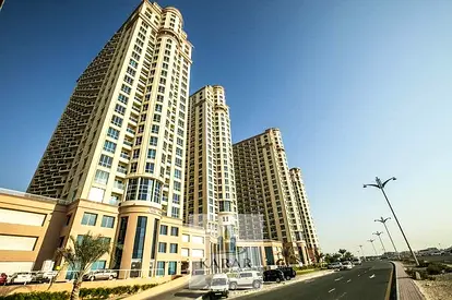 STUDIO APARTMENT with PARKING FOR RENT @ THE CRESCENT TOWER