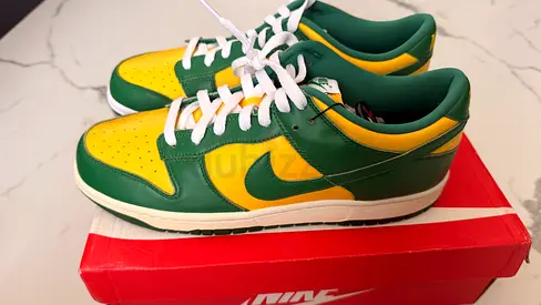 BRAND NEW - Nike Dunk Low Brazil size UK 10.5