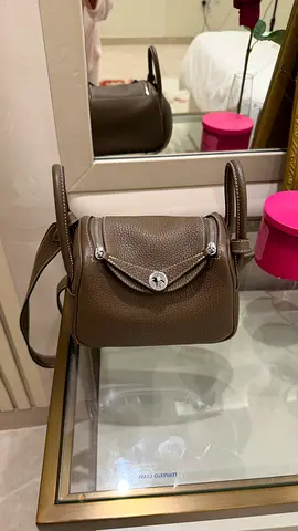 Lindy Hermes bag