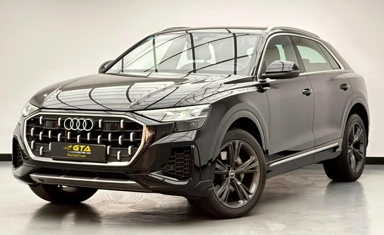 Audi Q8 2024 — photo 1 of 17