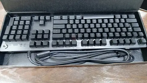 LOGITECH G512 CARBON GAMING KEYBOARD (920-009377) RED LINEAR