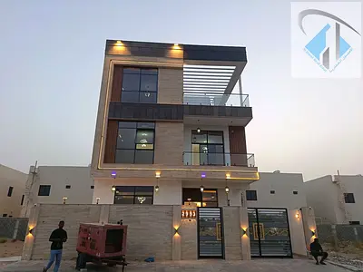 فيلا فاخرة 7 غرف بتصميم معماري راقٍ ورووف مميز ومساحات معيشة واسعة