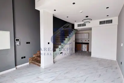 1BR TOWNHOUSE | 2 PARKING SPACES | READY TO MOVE