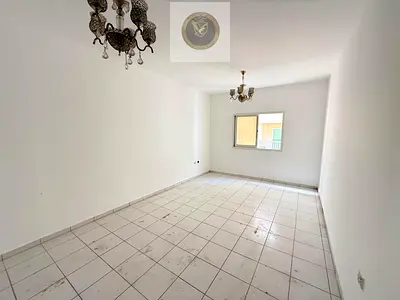 Studio | Free parking | Wardrobe | Rwady to move
