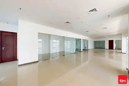 DED | Vacant | Fitted | Community Expert