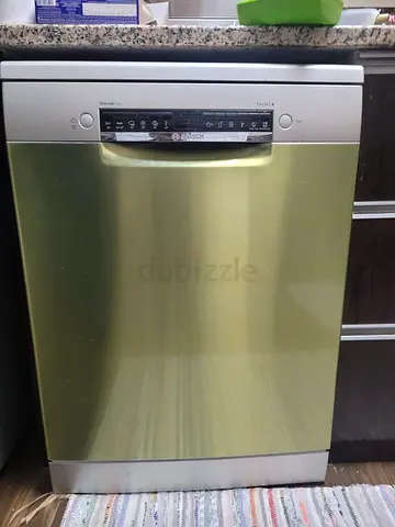 Bosch 13 Place Settings Freestanding Dishwasher EcoSilence Drive Home Connect