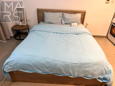 Designed with comfort and style in mind, this studio offers a cozy yet functional layout, perfect for individuals or couples.