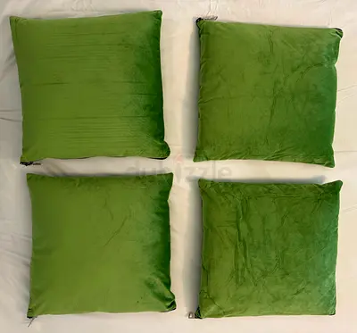 4 x Brand New Marina Home Green Velvet Cushion Covers, Inserts  Silver Zippers (42x42 cm approx)