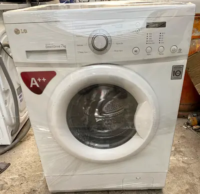LG 7kg Front Load Washing Machine (Direct Drive, A++) - Good Working Condition