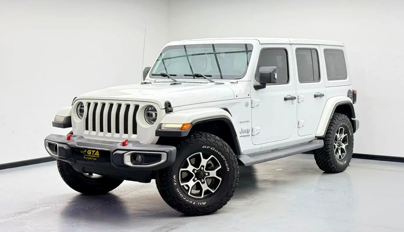 Jeep Wrangler Unlimited 2020 — photo 1 of 18